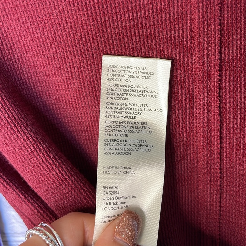 NWT We The Free Gorgeous Cuff Thermal Top - Wild Garnet Combo - Size Small - Picture 14 of 17